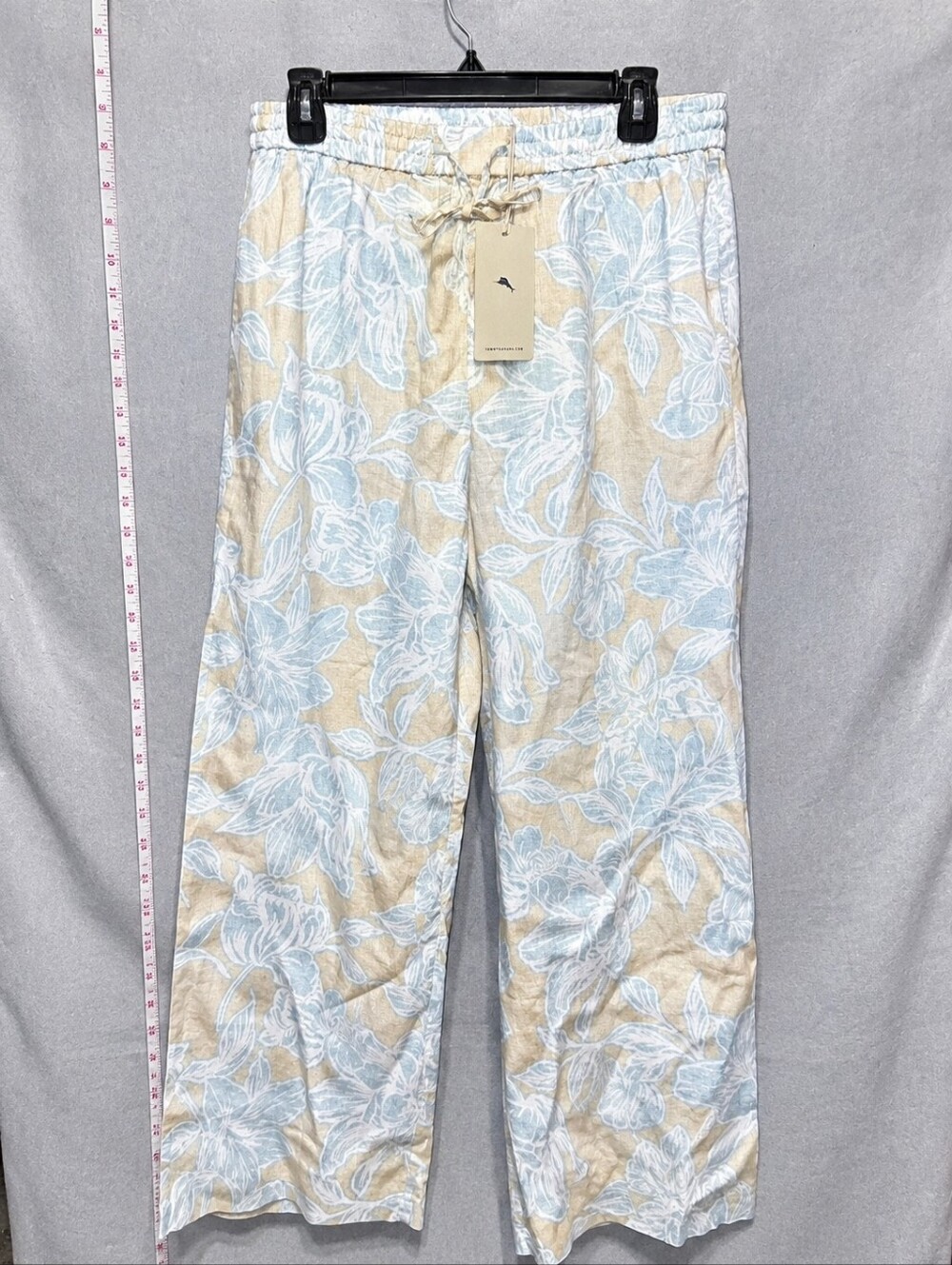 Tommy Bahama Tan Pants with Light Blue Floral Print Size XS
